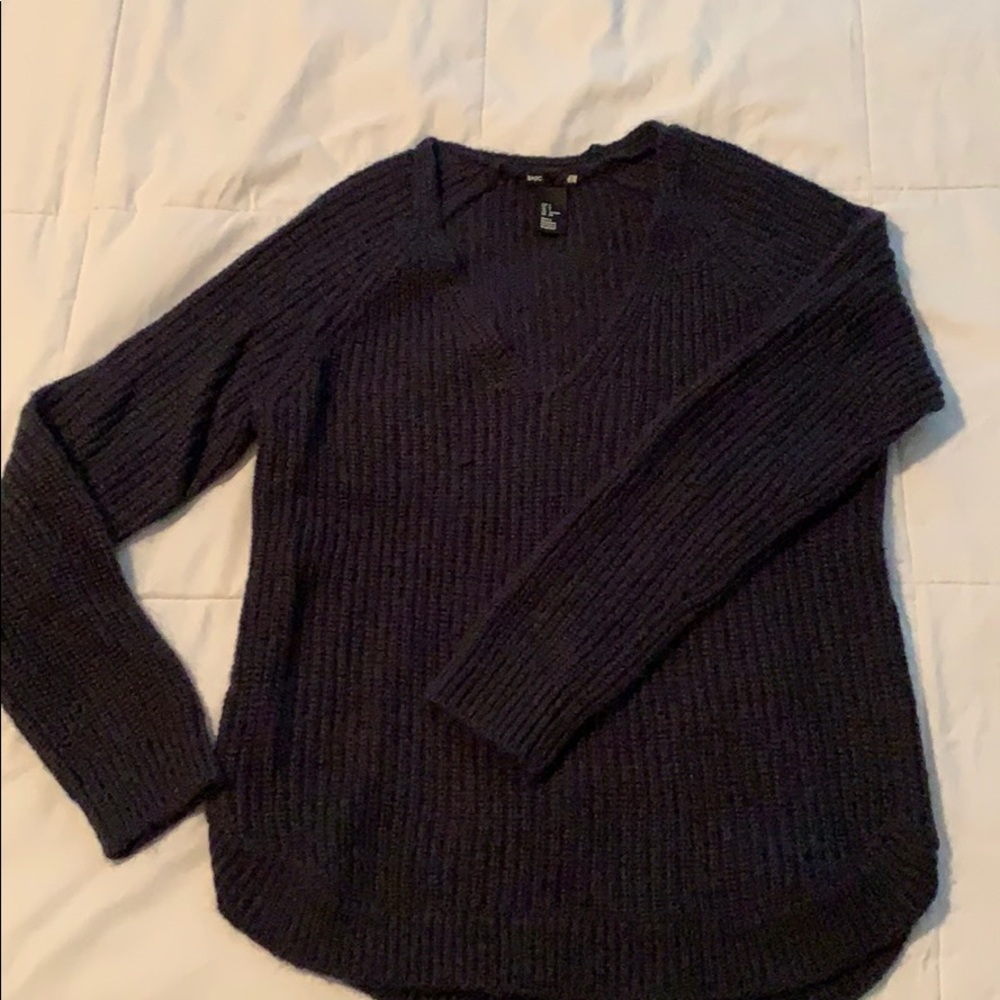 H&M Navy Blue Sweater Great Condition Size Small